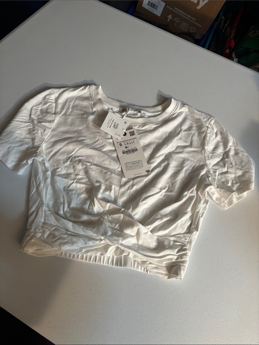 Zara White Short Sleeve Cropped Tee